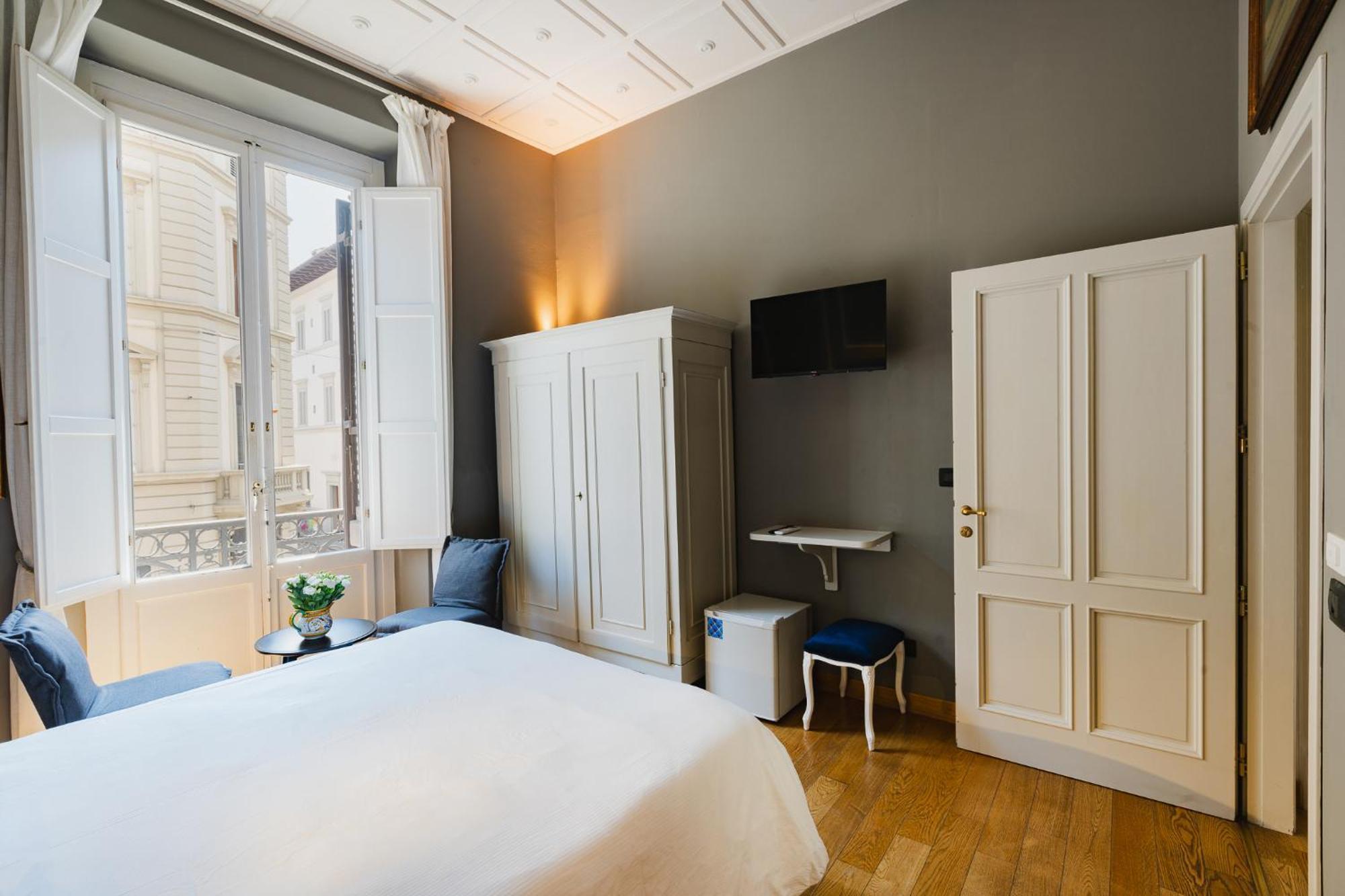 Am Collection Cavour Bed & Breakfast Florence Exterior photo