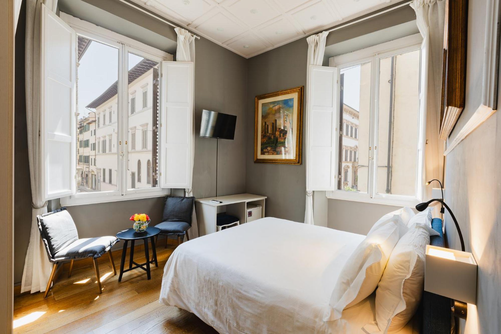 Am Collection Cavour Bed & Breakfast Florence Exterior photo